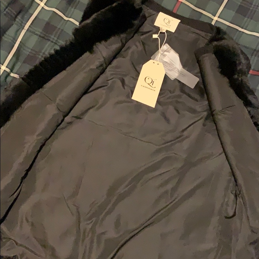 Fur Vest - Picture 3 of 5